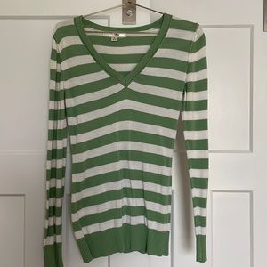 Womens lightweight V neck sweater from Old Navy Sz Small